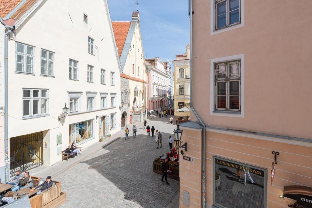 Old Town Square * Tallin