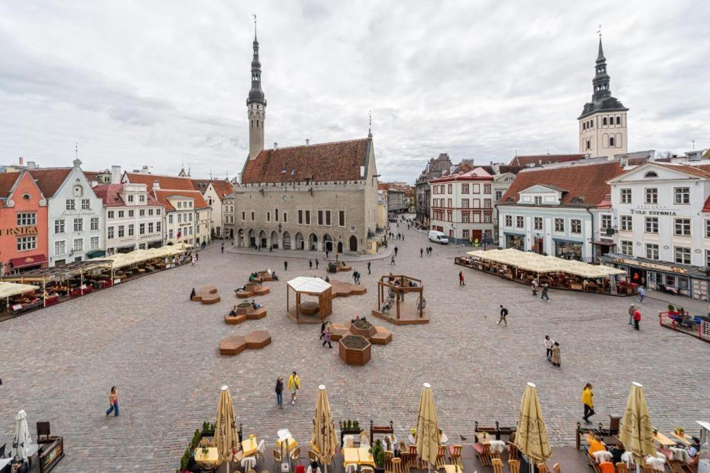 Old Town Square Талин